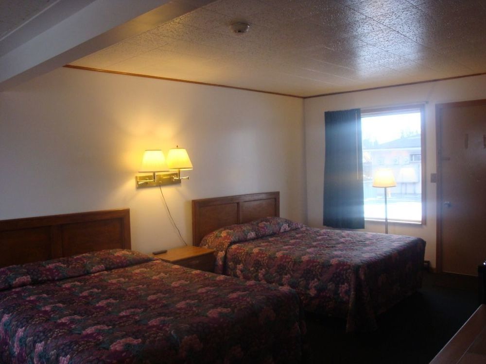 Currys Motel By Oyo Saginaw Mi Room photo