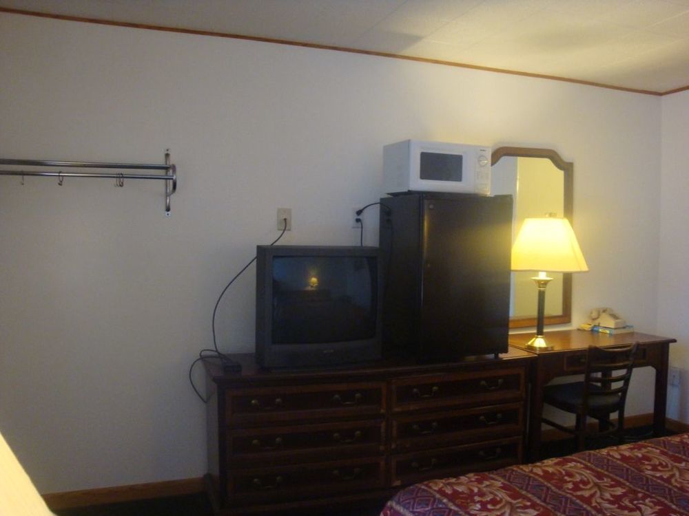 Currys Motel By Oyo Saginaw Mi Room photo